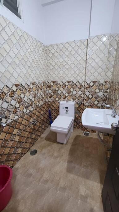 Villa Paramount Cozy à Haïdarabad Extérieur photo